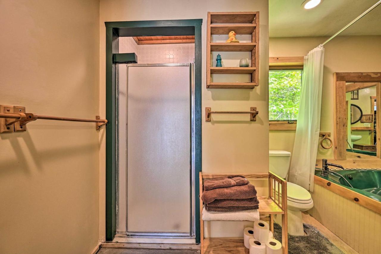 Remote Cabin With Fire Pit 3 Miles To Stowe Mtn! Exteriér fotografie